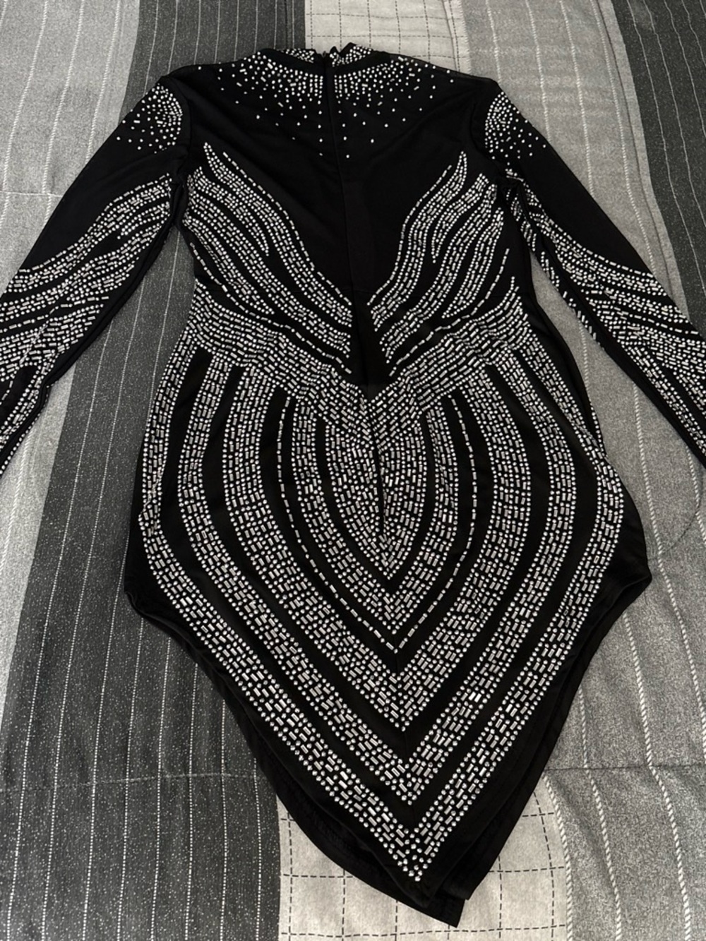Black Long-Sleeve Crystal Embellished Bodycon Dress